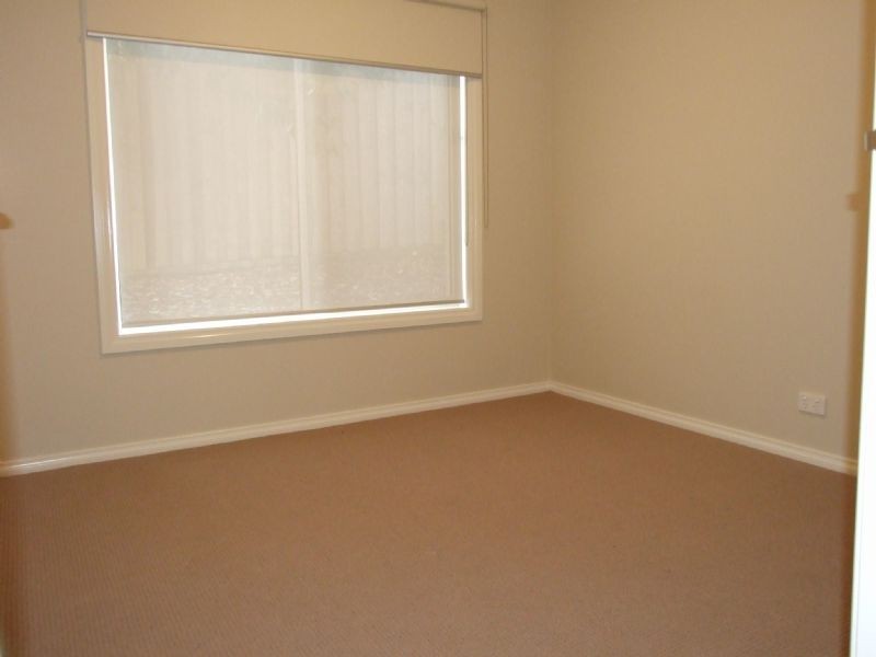 4/23-25 Central Ave, Newborough VIC 3825