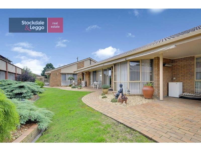 13 Ollerton Avenue, Newborough VIC 3825