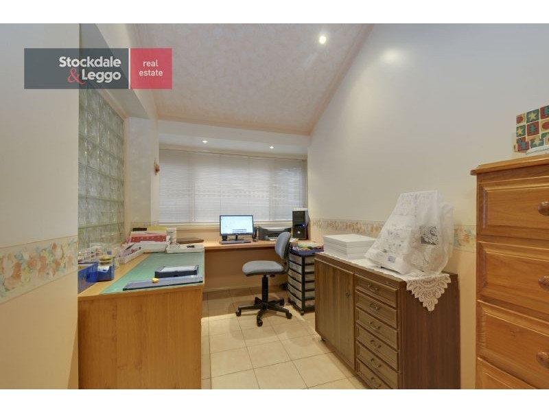 13 Ollerton Avenue, Newborough VIC 3825