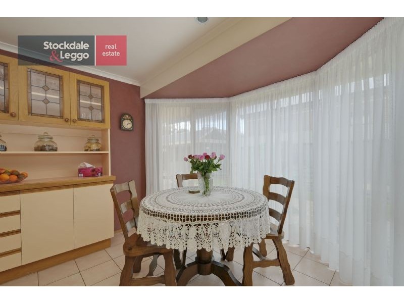 13 Ollerton Avenue, Newborough VIC 3825