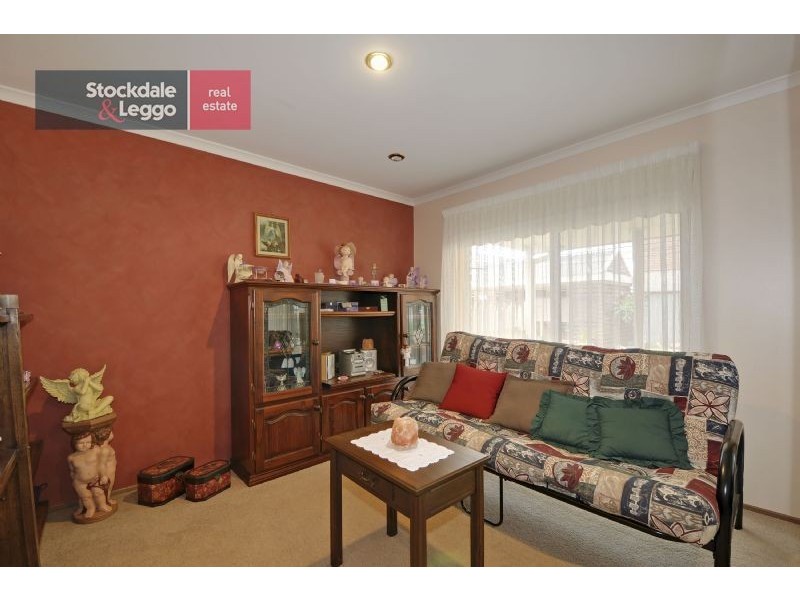 13 Ollerton Avenue, Newborough VIC 3825