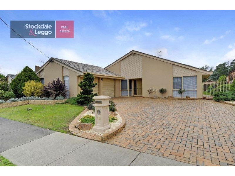 13 Ollerton Avenue, Newborough VIC 3825