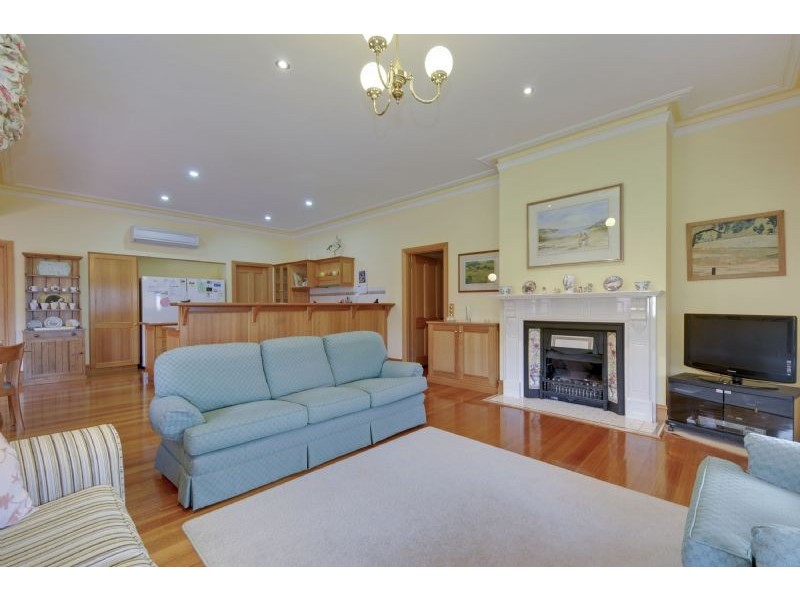 77 Ryland Way, Moe South VIC 3825