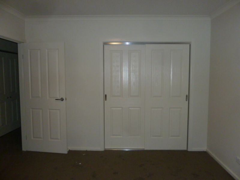 10 Barry Street, Moe VIC 3825