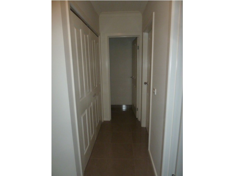 10 Barry Street, Moe VIC 3825