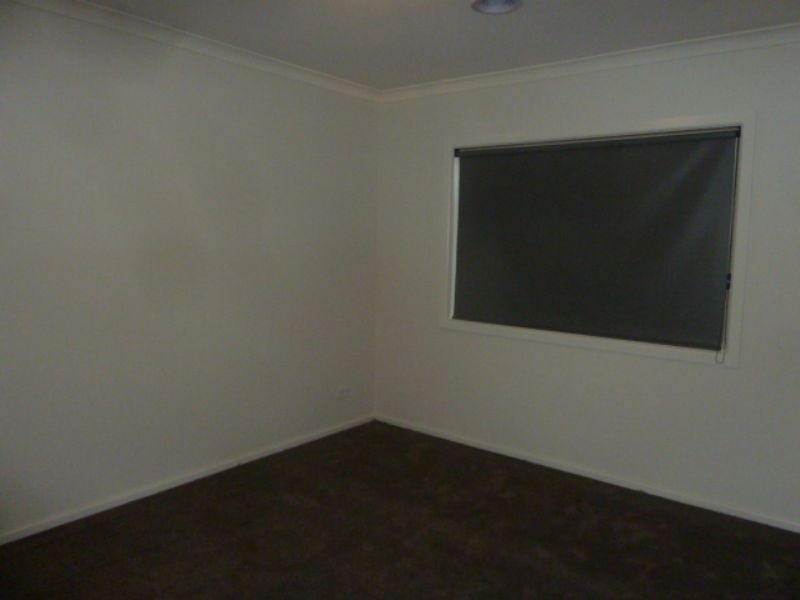 12 Barry Street, Moe VIC 3825