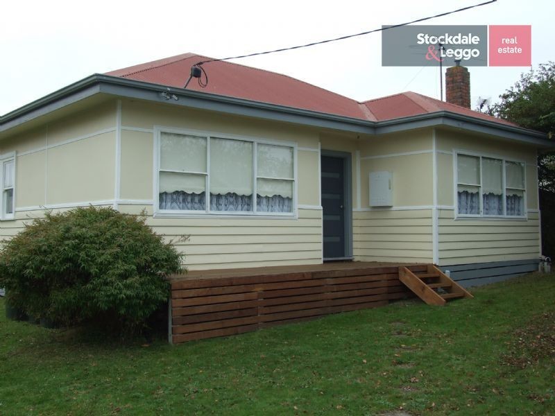 6 Leith Street, Newborough VIC 3825