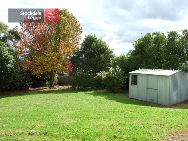 7 Leonis Court, Moe VIC 3825