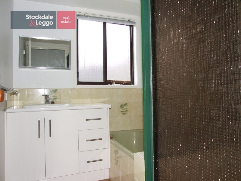 7 Leonis Court, Moe VIC 3825