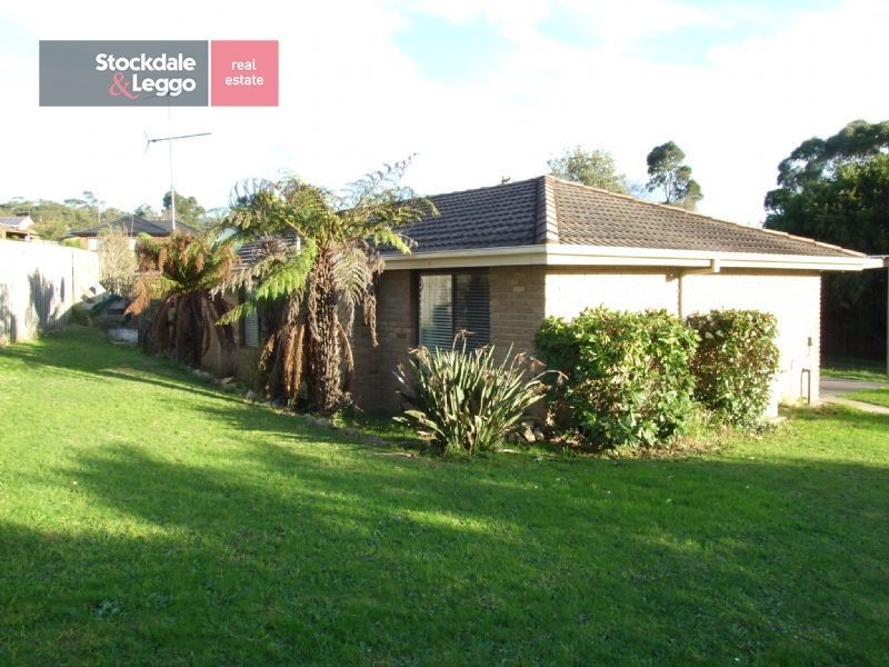 7 Leonis Court, Moe VIC 3825