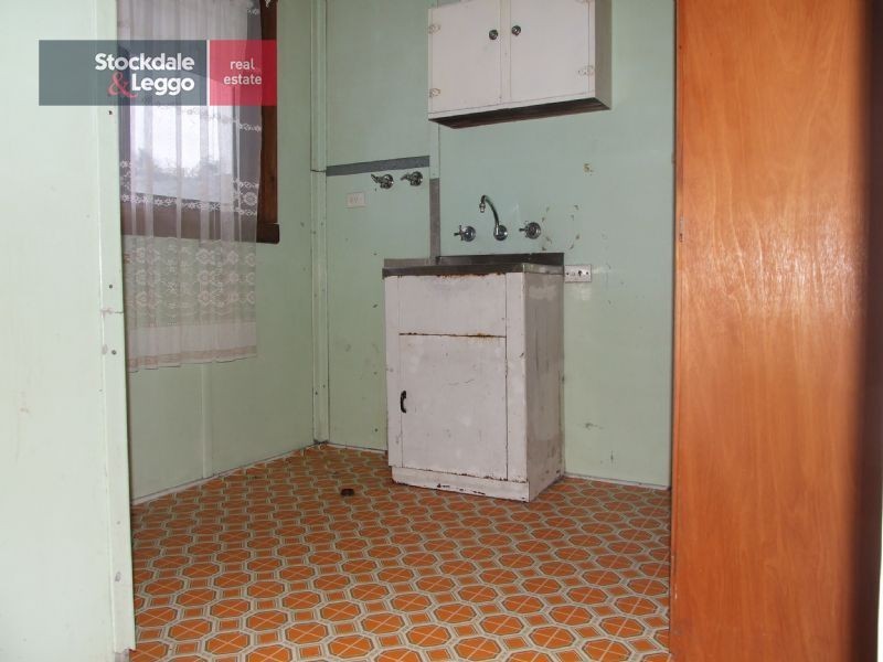 6 Haigh Street, Moe VIC 3825