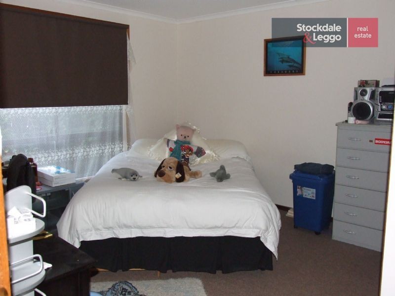 27 Thoresby Street, Newborough VIC 3825