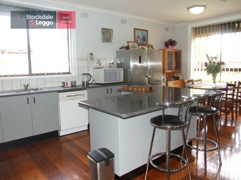 16 Burrage Street, Moe VIC 3825