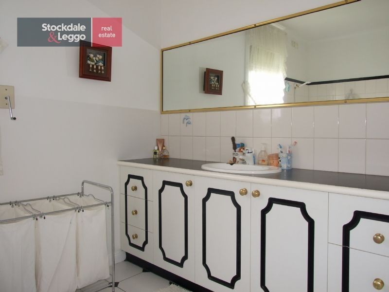 16 Burrage Street, Moe VIC 3825