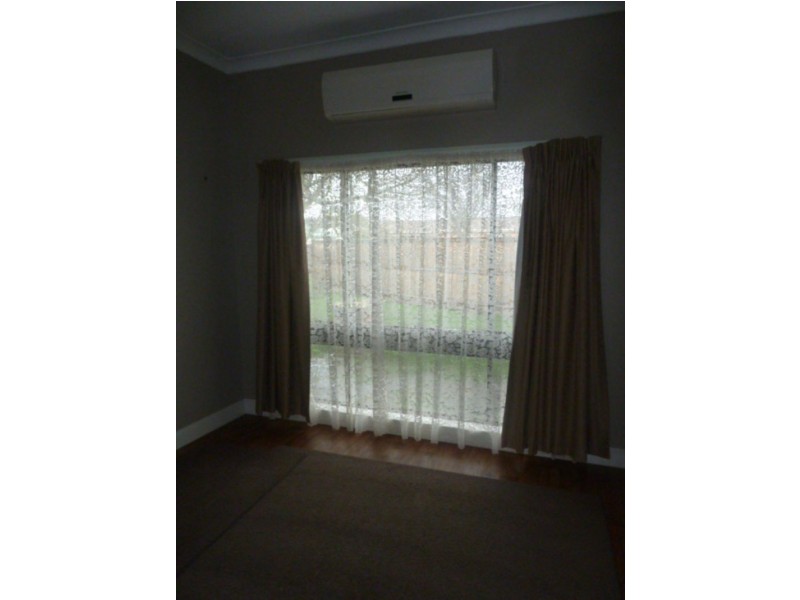 51  Brock Street, Moe VIC 3825