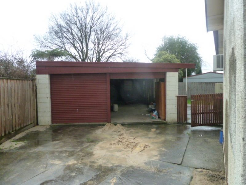 51  Brock Street, Moe VIC 3825