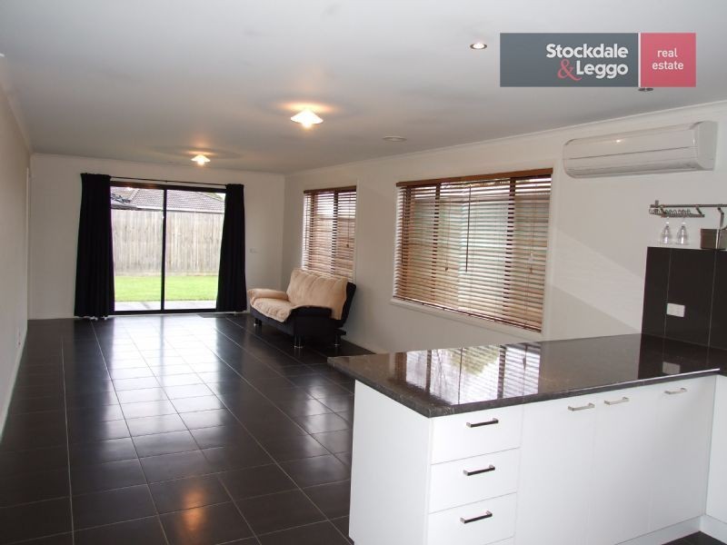7 Crombe Crt, Newborough, Moe VIC 3825
