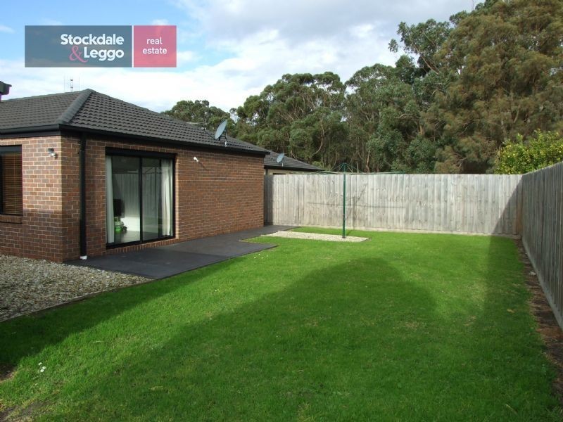 7 Crombe Crt, Newborough, Moe VIC 3825