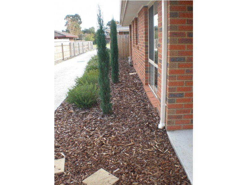 2/9 Ferguson Street, Moe VIC 3825