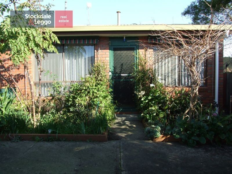 6/30 Saxtons Drive, Moe VIC 3825