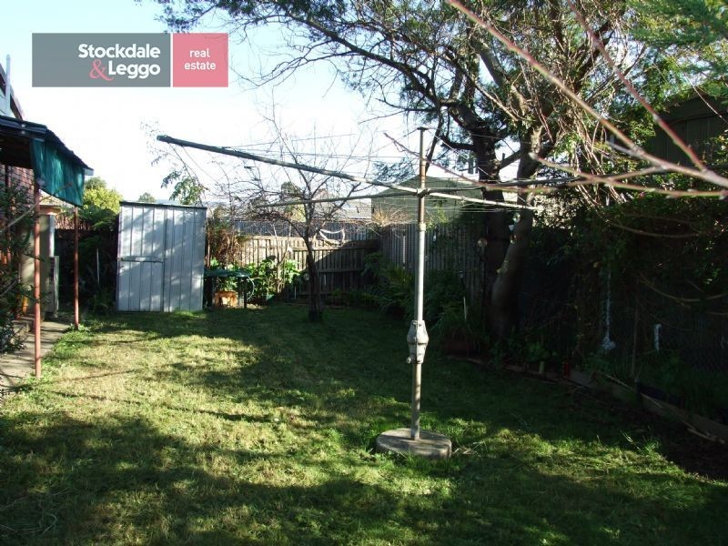 6/30 Saxtons Drive, Moe VIC 3825