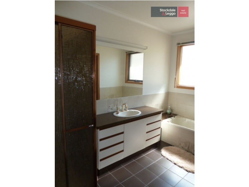 37 Haunted Hills Road, Newborough VIC 3825