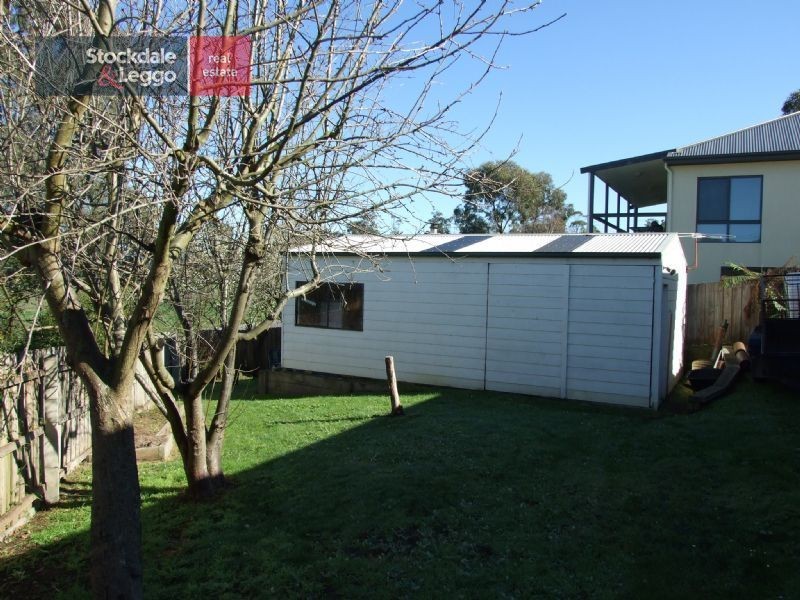25 Tooronga Road, Willow Grove VIC 3825