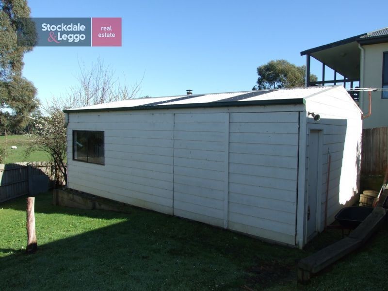 25 Tooronga Road, Willow Grove VIC 3825