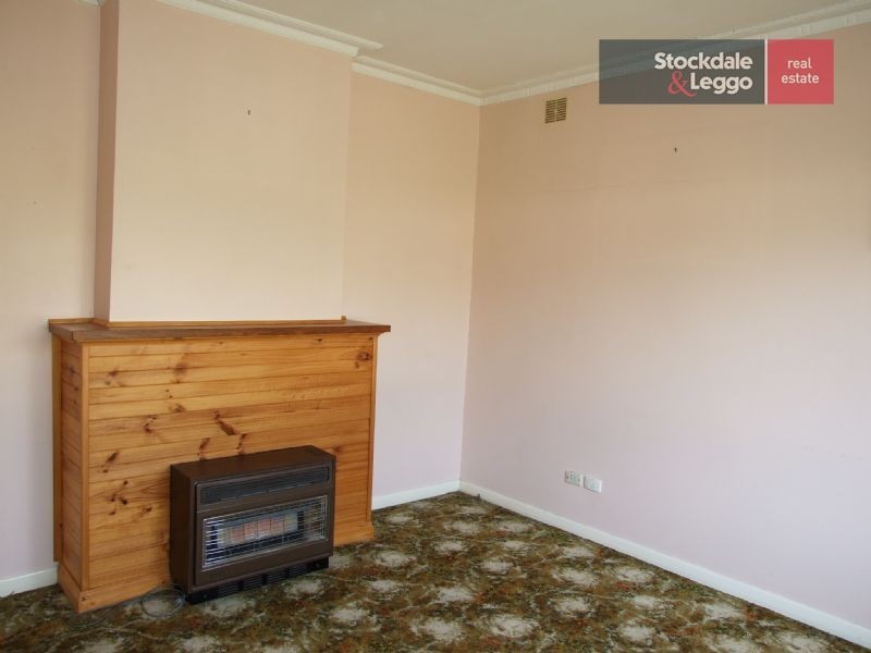 6 Haigh St, Moe VIC 3825