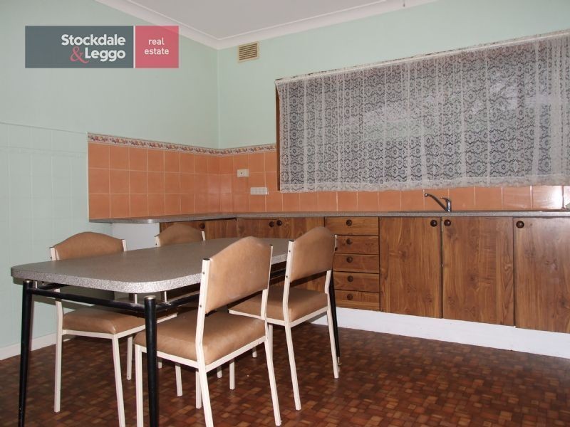 6 Haigh St, Moe VIC 3825