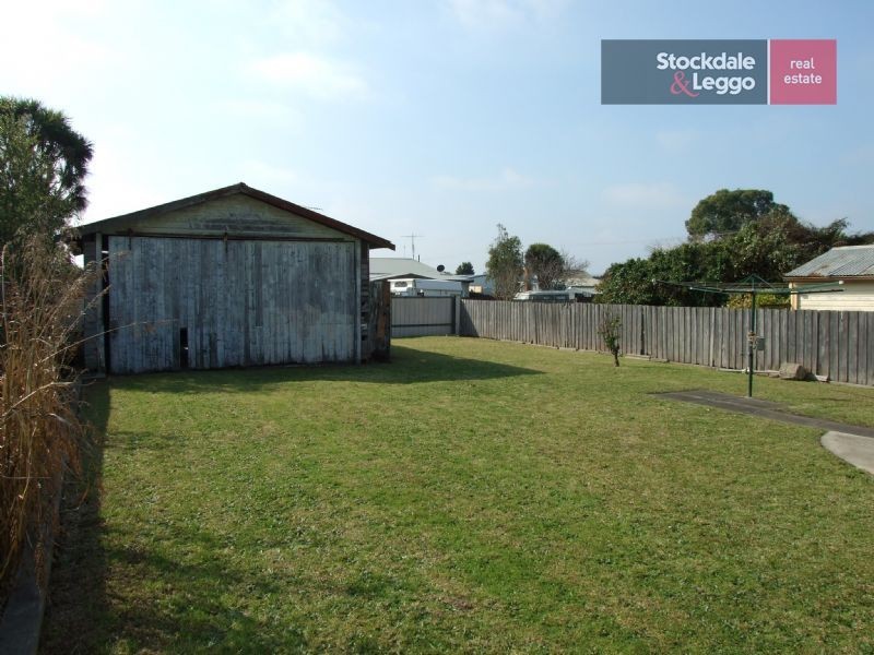 6 Haigh St, Moe VIC 3825