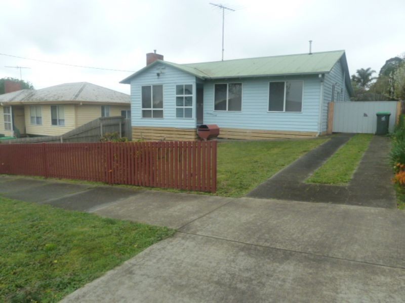 33 Prince Street, Moe VIC 3825
