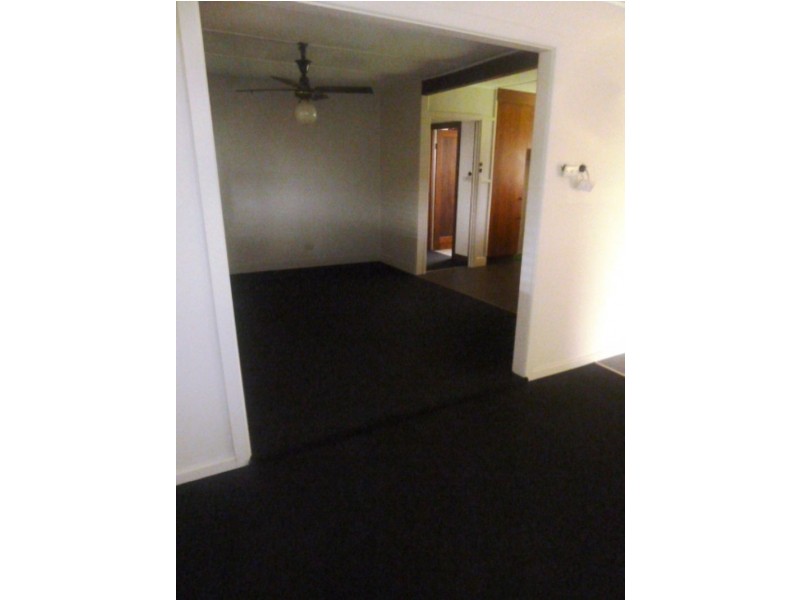 77 Fowler Street, Moe VIC 3825