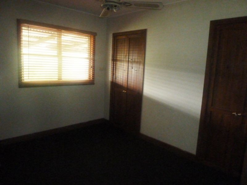 77 Fowler Street, Moe VIC 3825