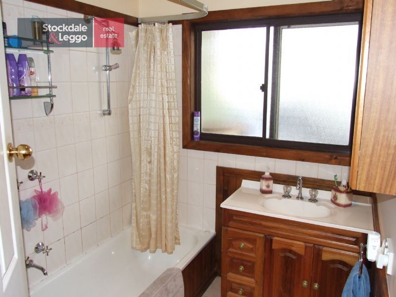 11 Anderson Avenue, Yallourn North VIC 3825