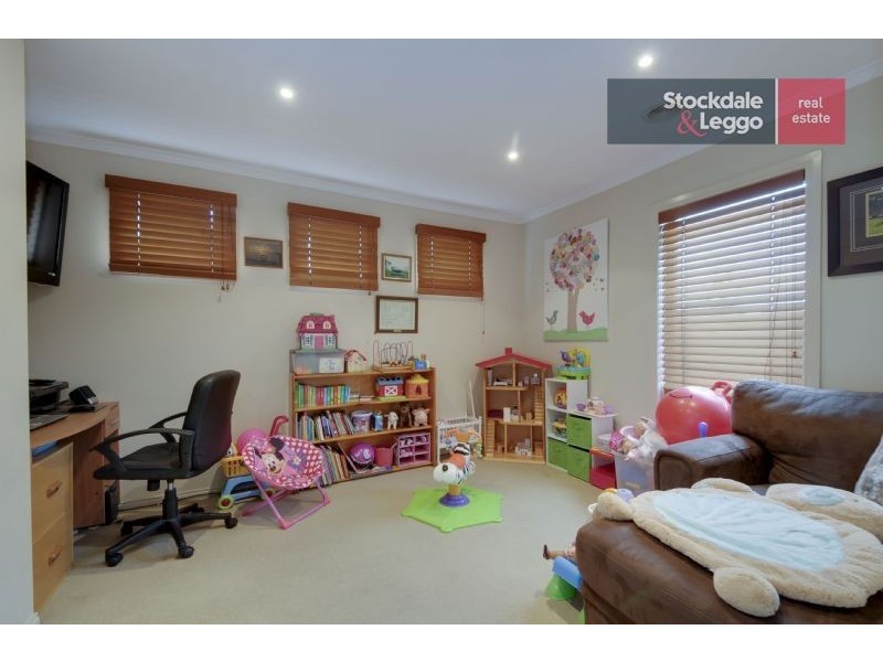 26 Vincent Boulevard, Trafalgar VIC 3824
