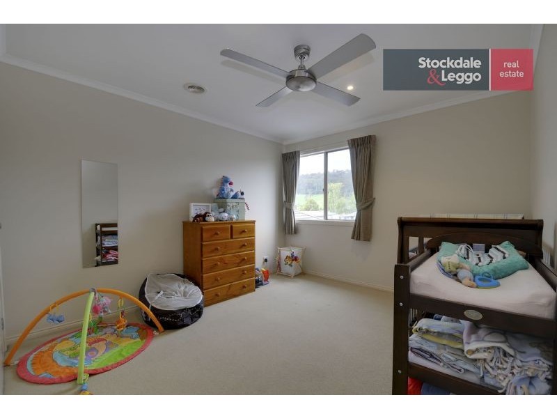 26 Vincent Boulevard, Trafalgar VIC 3824