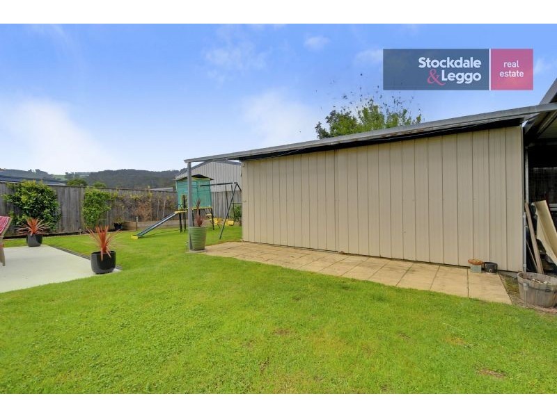 26 Vincent Boulevard, Trafalgar VIC 3824