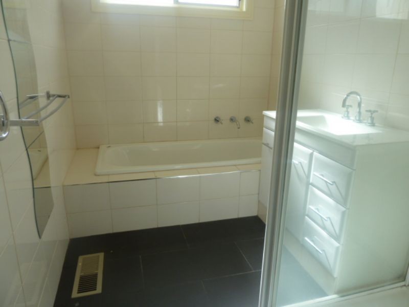 89 Western Avenue, Newborough VIC 3825