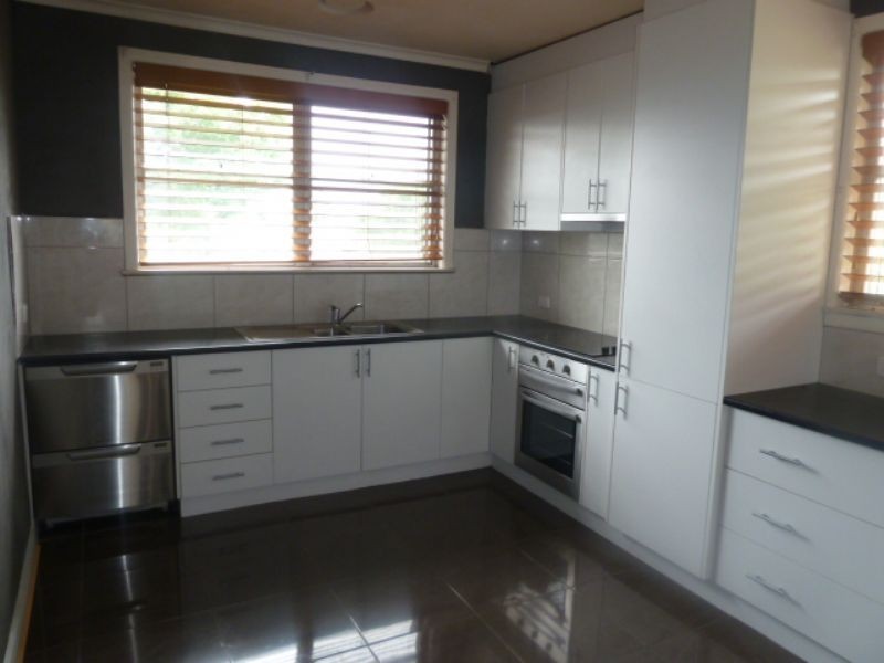 10 Charles Street, Moe VIC 3825
