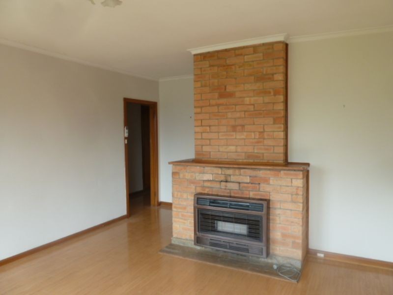 10 Charles Street, Moe VIC 3825