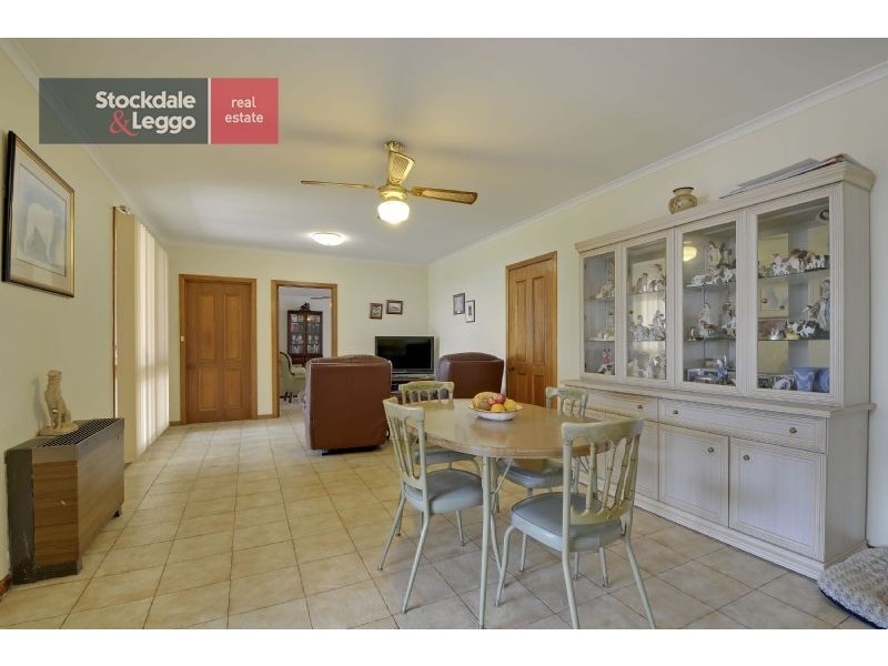 70 McDonalds Track, Hernes Oak VIC 3825