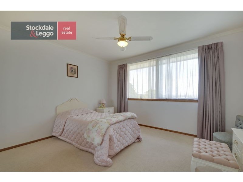 70 McDonalds Track, Hernes Oak VIC 3825