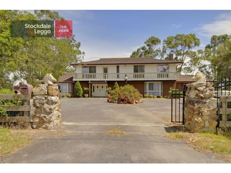 70 McDonalds Track, Hernes Oak VIC 3825