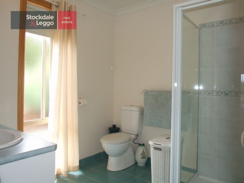 91 McGraths Track, Hernes Oak VIC 3825