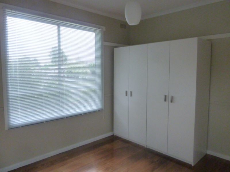 1 Alexander Avenue, Moe VIC 3825