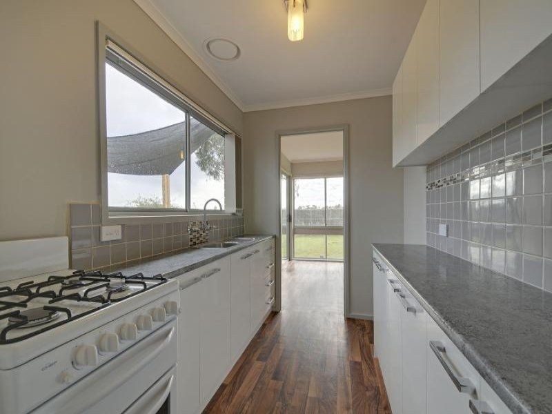 13 Gundaroo Place, Churchill VIC 3842