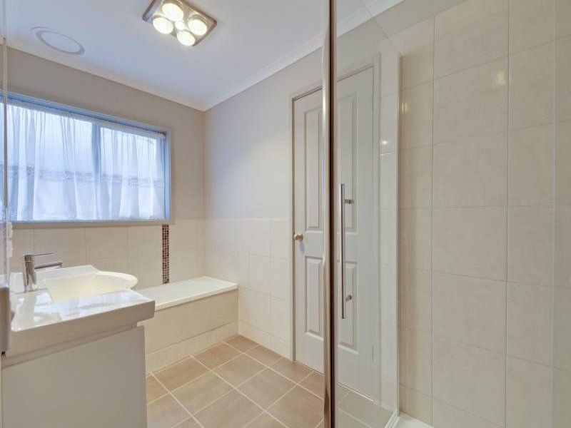 13 Gundaroo Place, Churchill VIC 3842