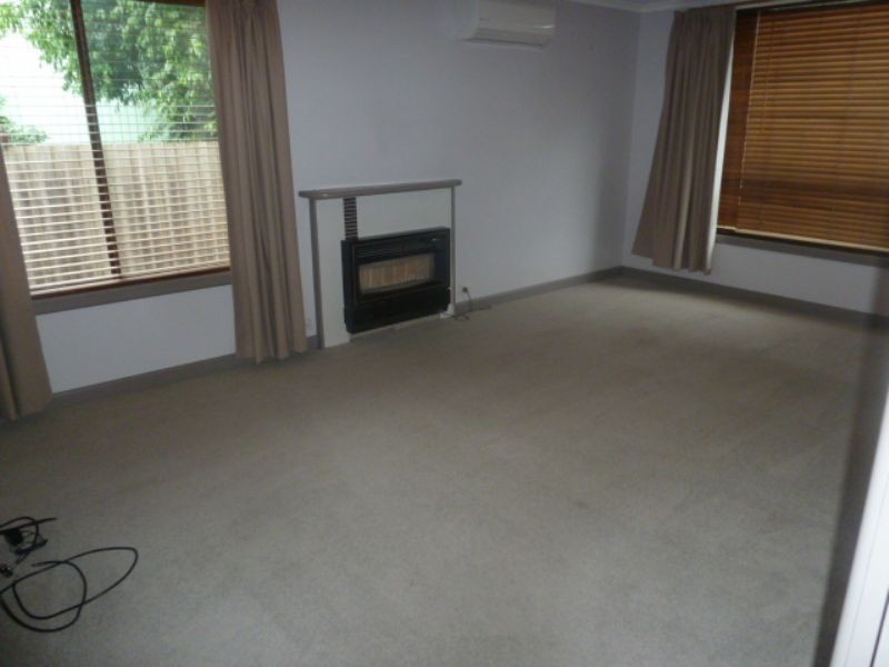 17 Koornalla Street, Newborough VIC 3825