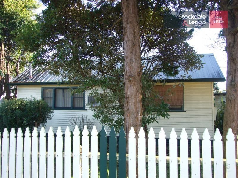 13 Powell Street, Newborough VIC 3825